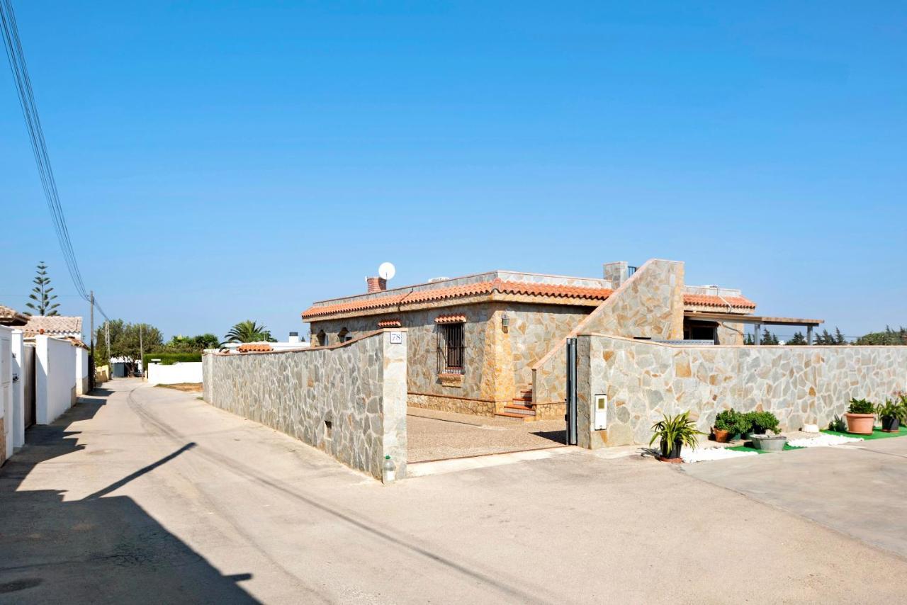 הוילה קוניל דה לה פרונטרה Casa Isabel מראה חיצוני תמונה